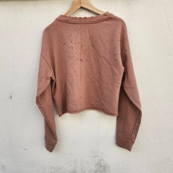 alo-yoga fierce distressed crop long sleeve sweatshirt