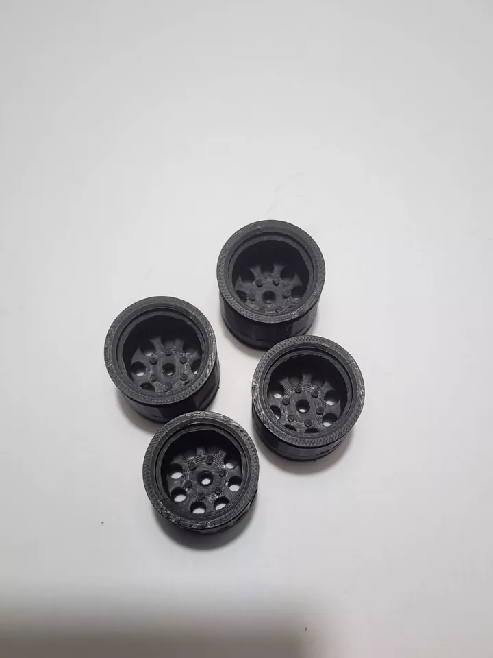 Llantas anchas RaceR3aDy para Traxxas TRX-4M - aspecto de neumático estirado con neumático de fábrica Foto 4 de 4