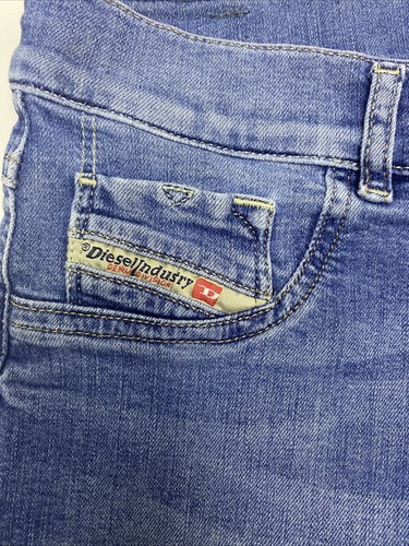 DIESEL Jean Shorts W28 Blue Super Slim Jegging Low Waist Stretch Livier Ankle - Picture 4 of 20