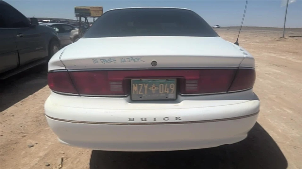 Used Front Right Door Window Regulator Front fits: 2000 Buick Century Front Righ - Image 2 of 4