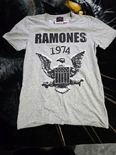 Ramones 1974 Rock Graphic T-Shirt Grey Clothing Artists/Groups Ramones
