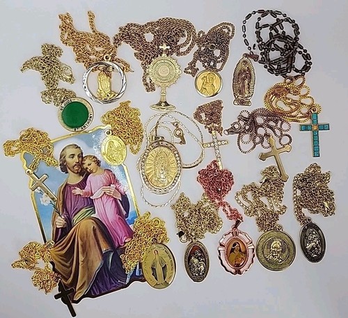 Posten 17 Stck. Vintage jetzt katholisch religiös Medaille Anhänger Kette Halsketten verschiedene - Bild 2 von 22