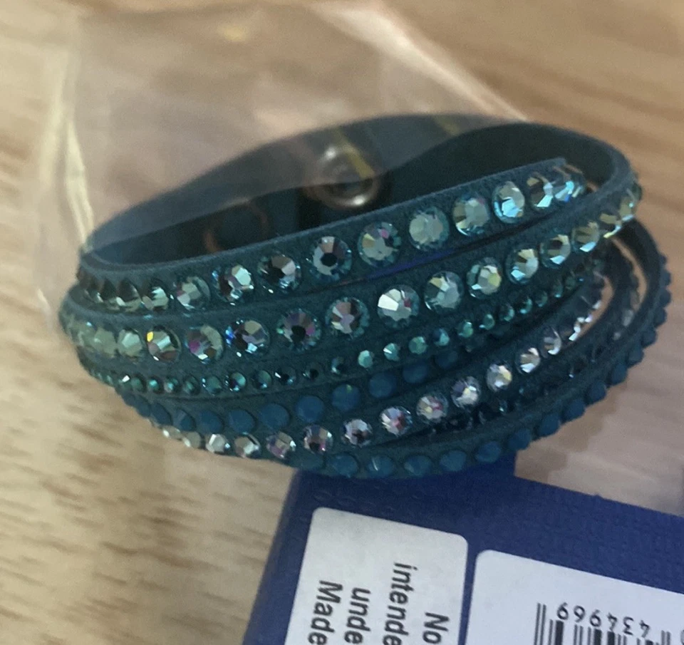 🎄🎅🎁🎄Autêntica pulseira Swarovski Slake Wrap (gargantilha). Novo na caixa. APOSENTADO.  - Imagem 4 de 4