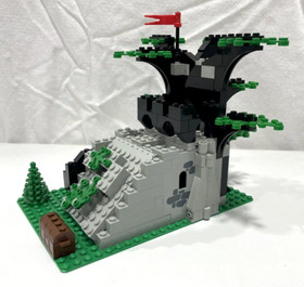 LEGO 6066 Camouflaged Outpost 100% Complete, no manual or box - VTG 1987
