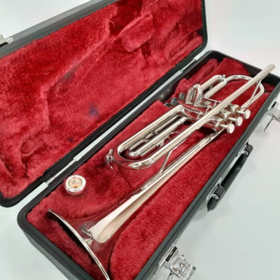 トランペット YTR-1320 極美品 YAMAHA YTR-1320 B♭トランペット ラッカー