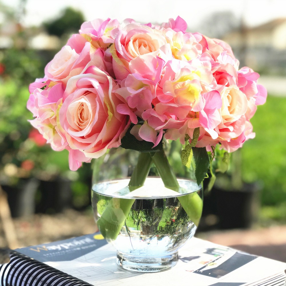 Artificial Rose Hydrangea Floral Arrangement in Glass Vase with Realistic Acrylic Water
