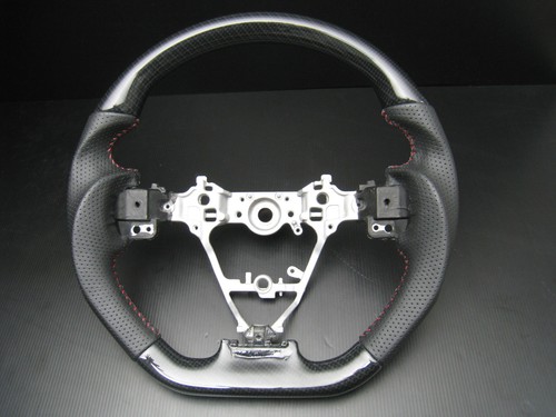 For Toyota RAV4 2013-17 Carbon Fiber look genuine leather steering wheel-SPORTS - 第 1/11 張圖片