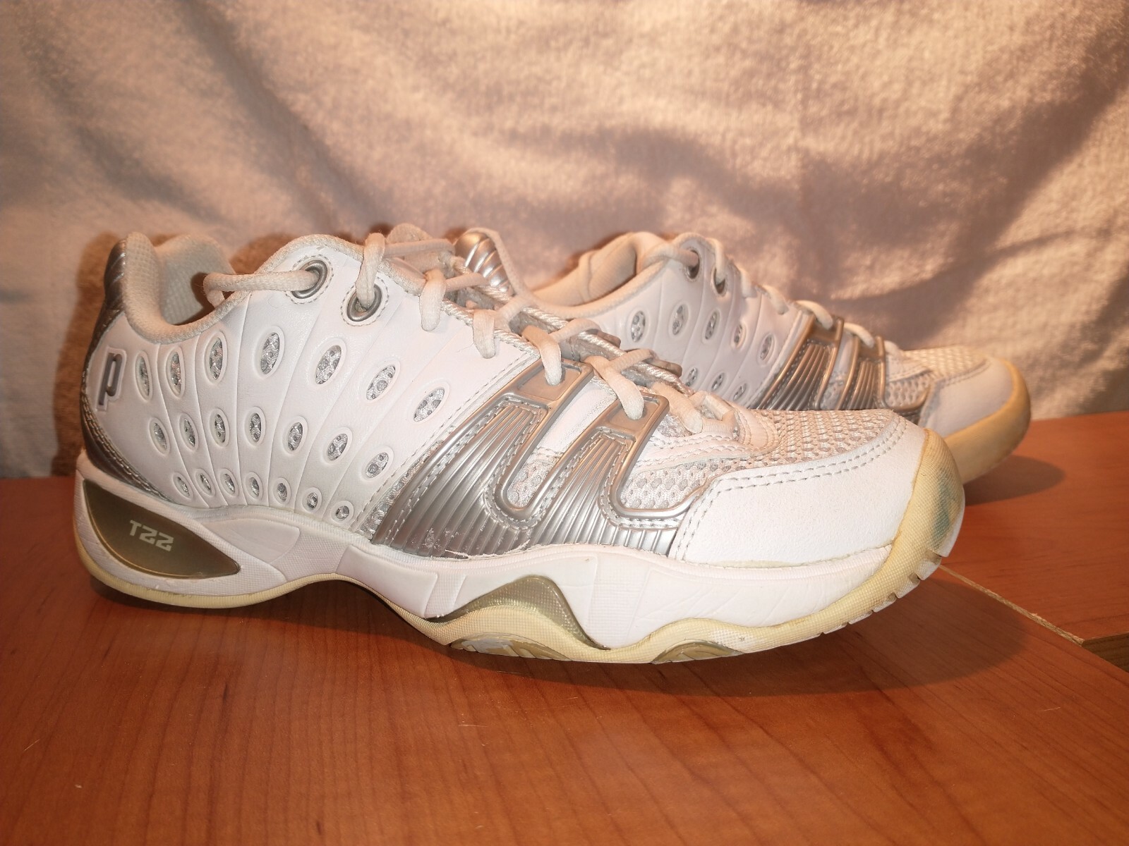 prince t22 tennis shoes women's