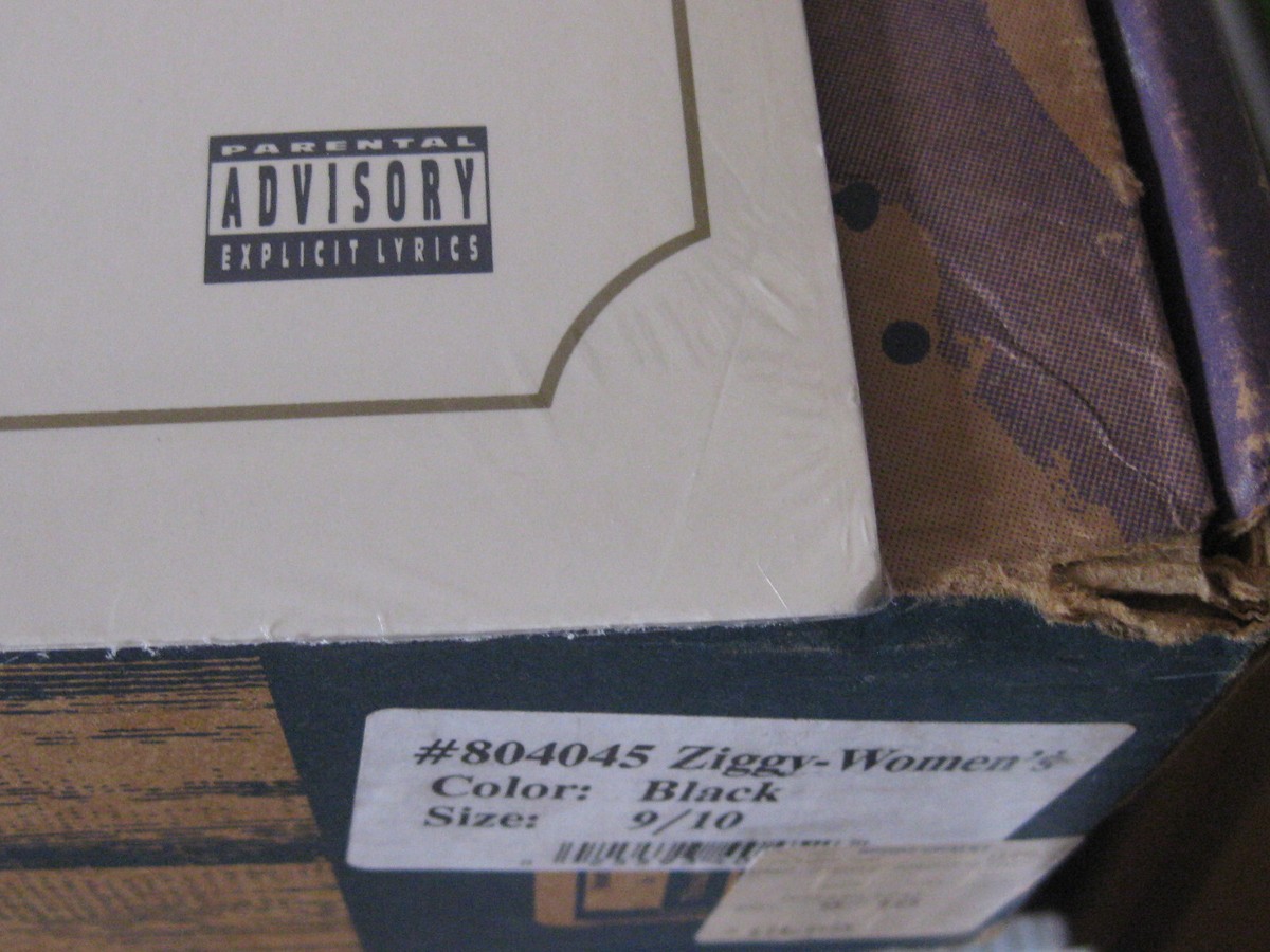 Dr.Dre ‎–The Chronic  P1 57128 51UQ945tclL._SY200_QL15_.jpg