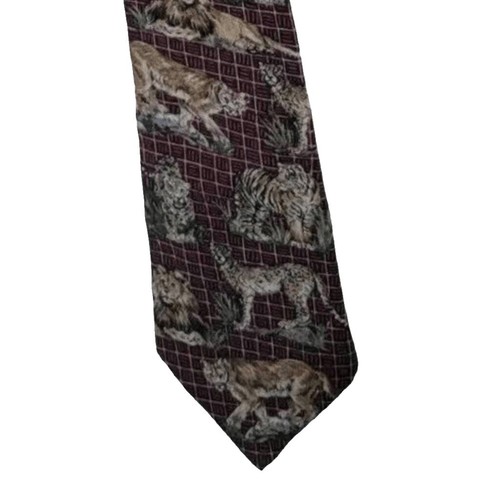 WWF Mens tie Gray Wolves 57