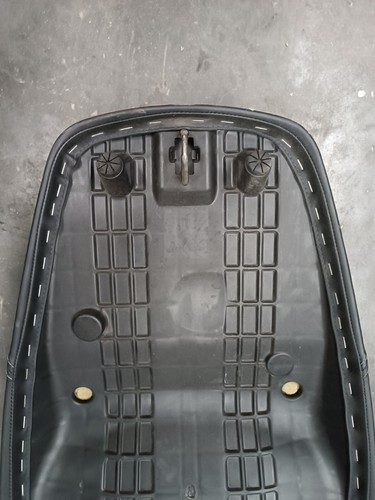 Sella sedile da rifoderare Honda Sh 125 150 2019 77200-K77-D000 - Foto 7 di 7
