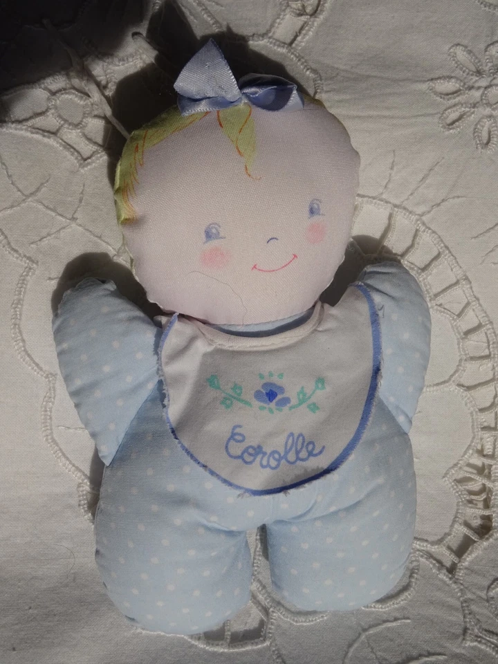 DOUDOU  POUPEE CHIFFON HOCHET COROLLE  17 CM 1992 TISSU BLEU BAVOIR BLANC - Photo 4/4