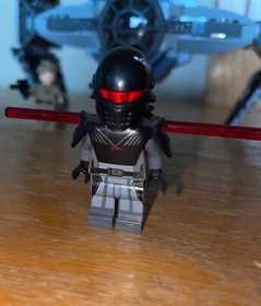 LEGO Star Wars TIE Advanced Prototype 75082 with Inquisitor