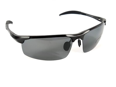 DUCO Herren Autofahren schwarzes Metallgestell Hartschalenetui graue Gläser Sonnenbrille 