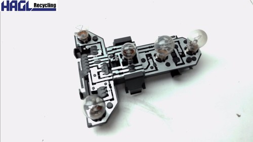 Glühbirnenfassung Heckleuchte Links 1J6945257 VW Golf 1.6 1 J Limousine