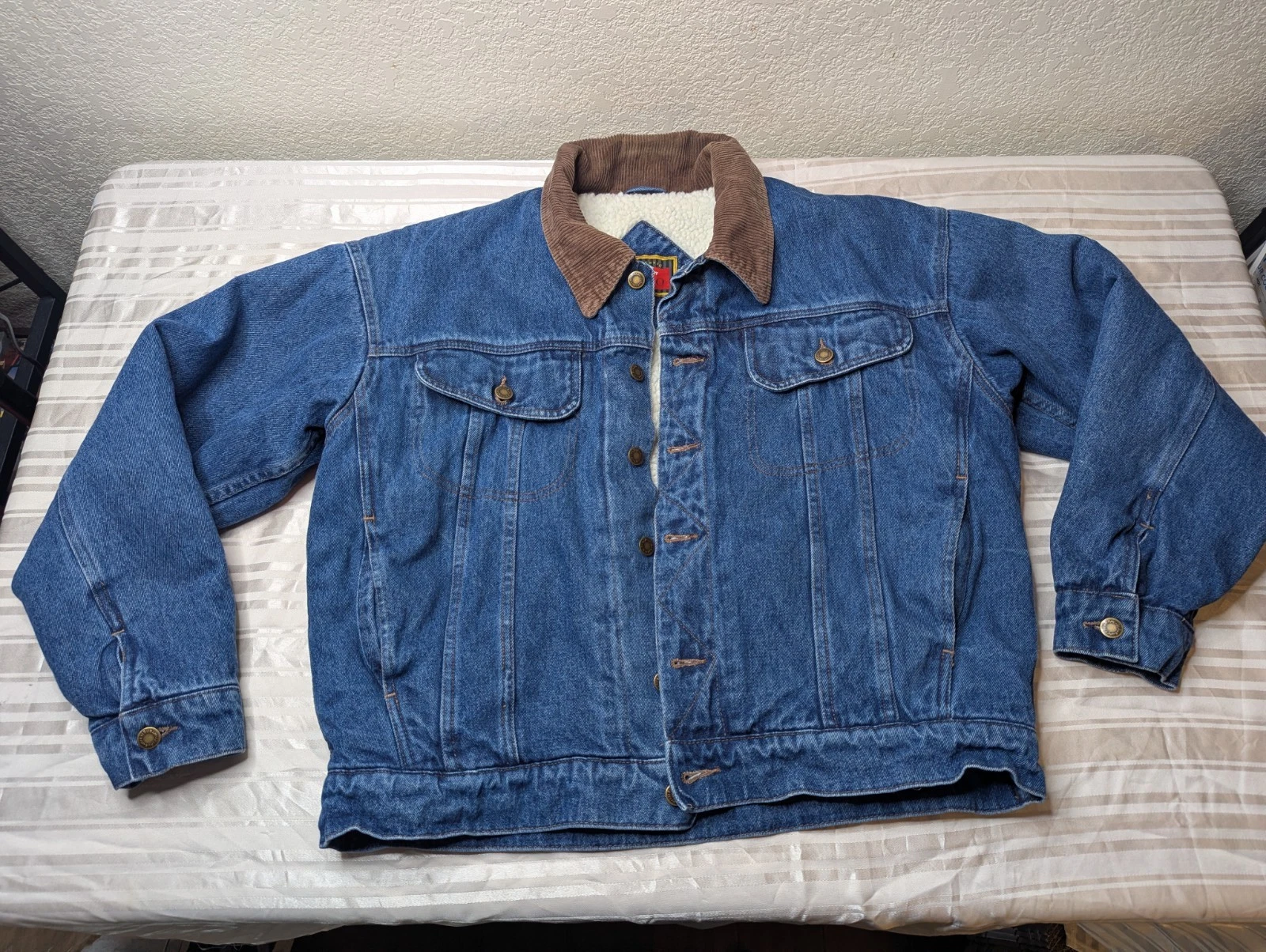 Wrangler Hero Jacket Size Large Blue Denim Courday Sherpa 90s Vintage Grandpa