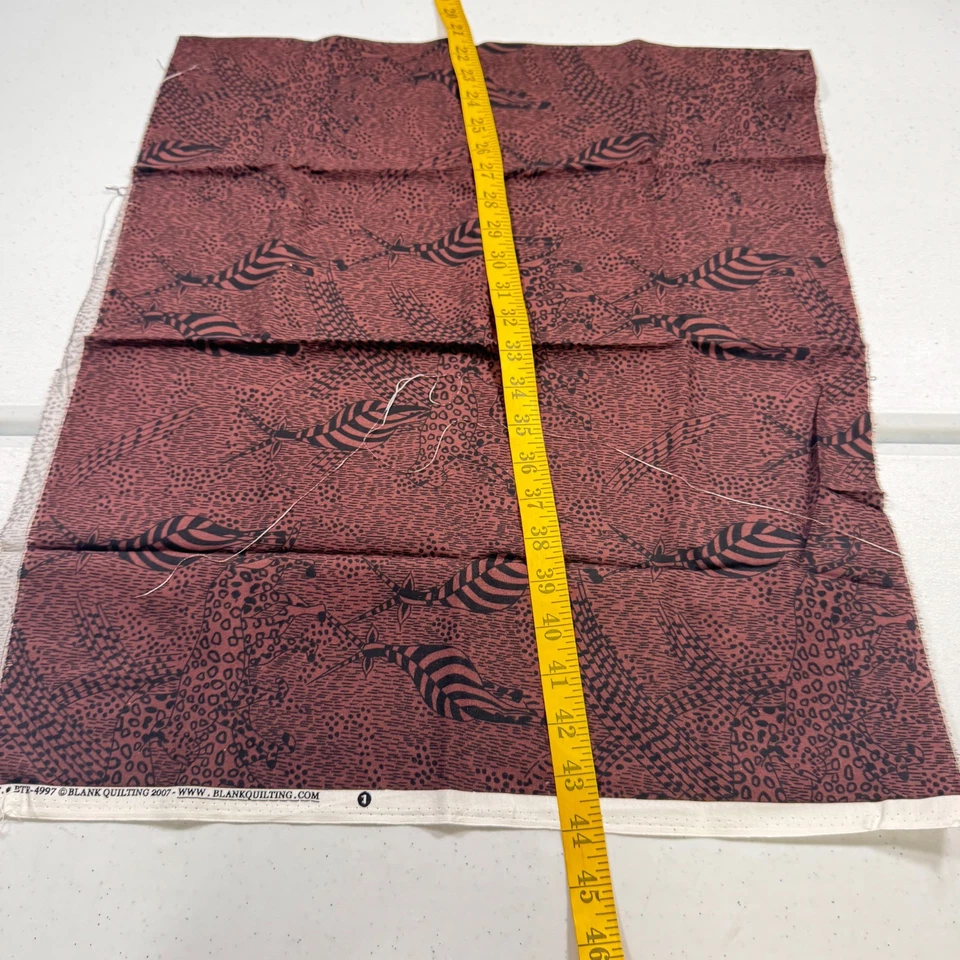 acolchado en blanco tela algodón animal print cebras marrón 18x44 Foto 4 de 4