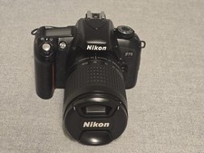 Nikon F75 mit Nikkor AF 28-100mm 1:3.5-5.6 G ...