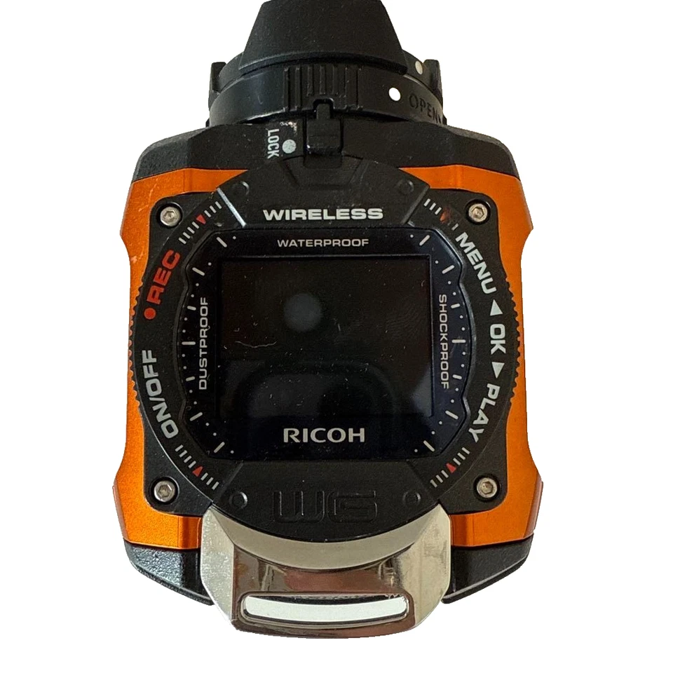 Водонепроницаемая экшн-камера RICOH WG-M1 оранжевая WG-M1 в очень хорошем состоянии - Изображение 2 из 4