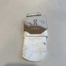 On Cloud Women  s Mid Socks White S