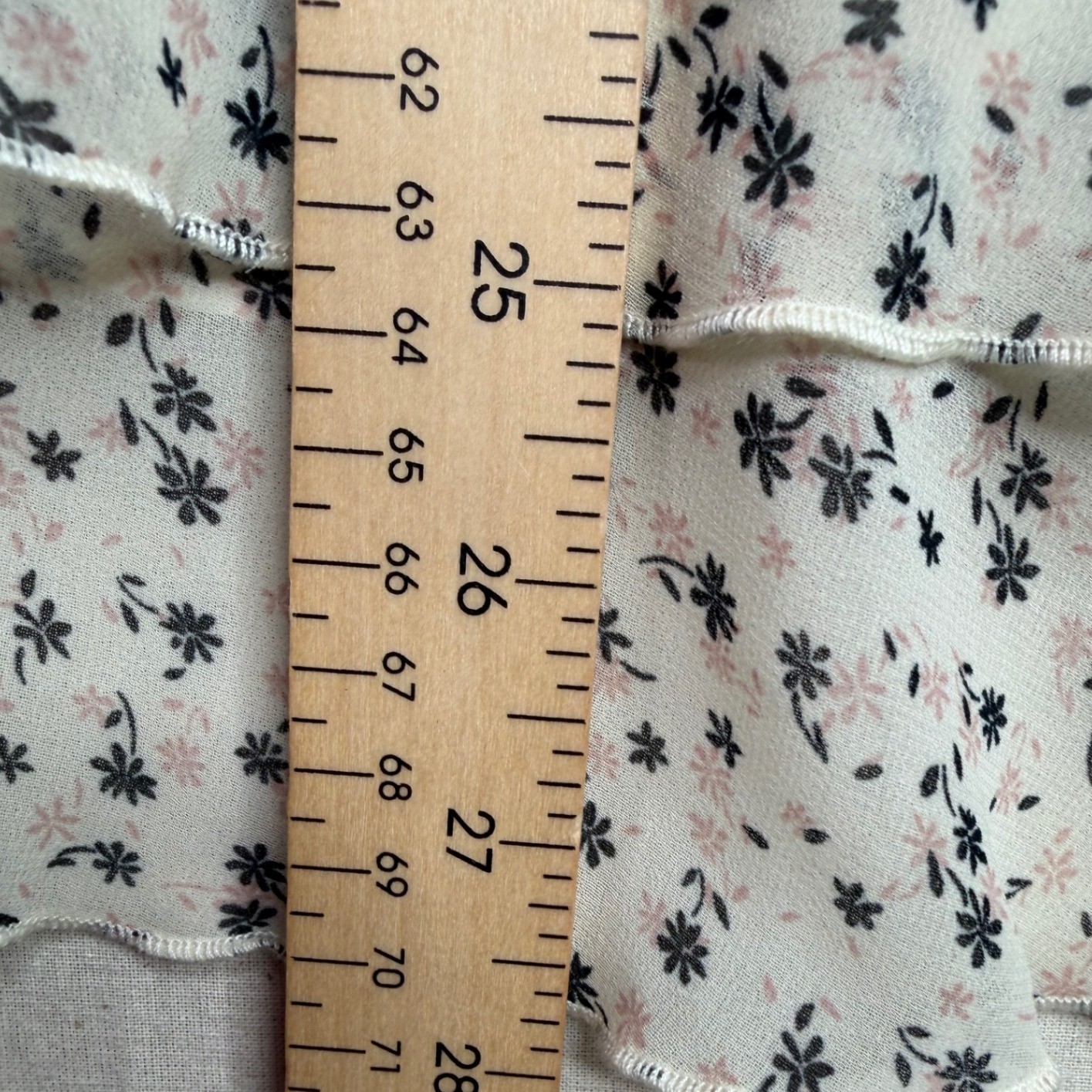 Cabi Wishfull Floral Print Cottagecore Blouse size XL Cream/Pink