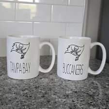 NFLTampa Bay Buccaneers Artisan Coffee Cups White The Memory Company Set of 2