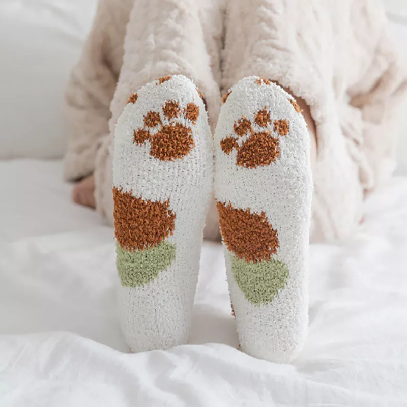 1 Pair Winter Warm Women Coral Fleece Mid Socks Thicken Thermal Cold Resistance Love Print Soft Ladies Floor Sleeping Sox
