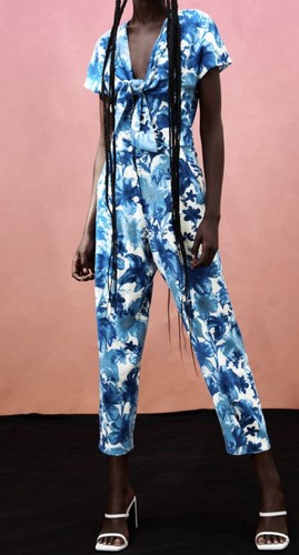 ZARA FLORAL PRINT JUMPSUIT BLUE V-NECK 