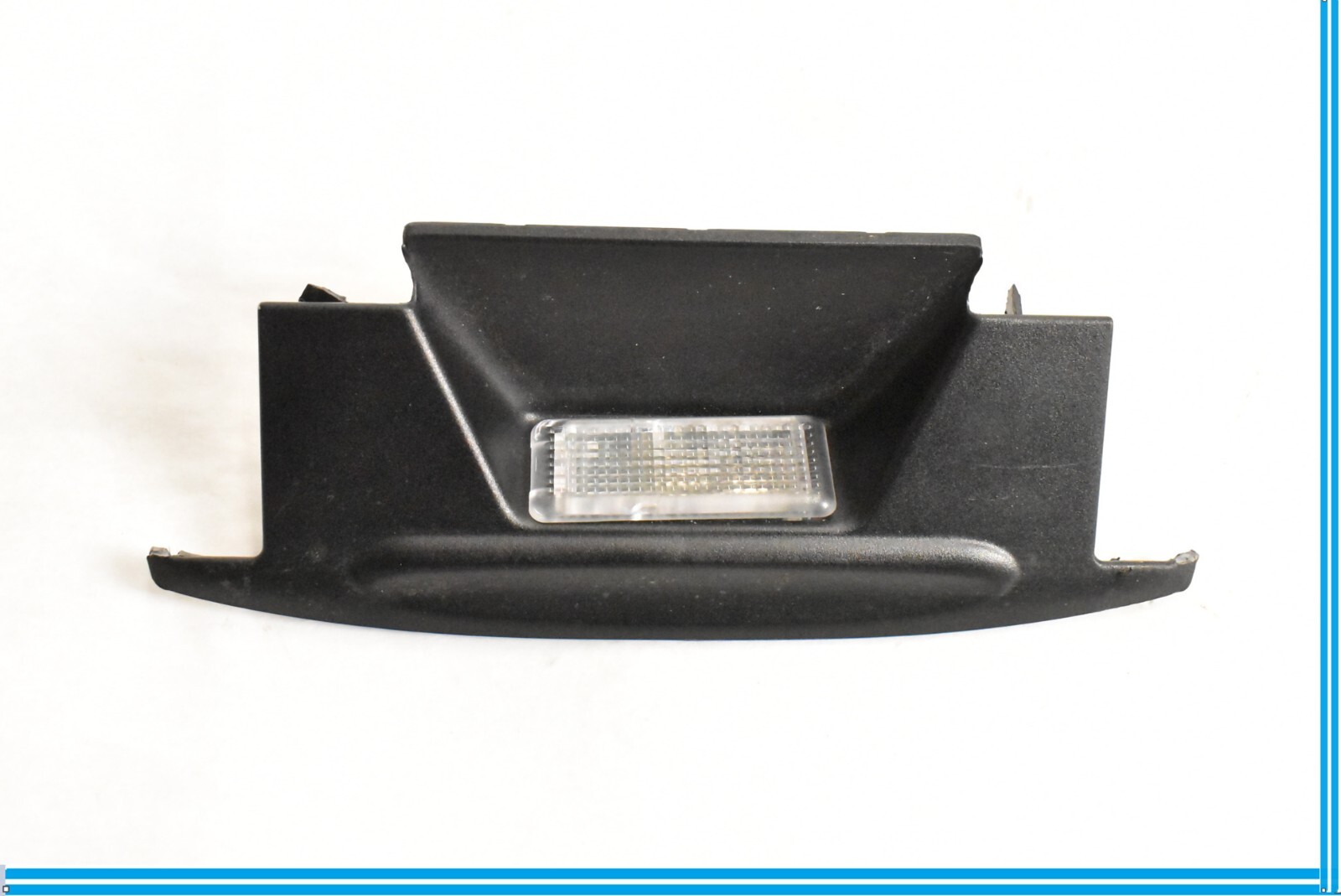 20032006 20082018 PORSCHE CAYENNE Interior Light 6L0947565 eBay