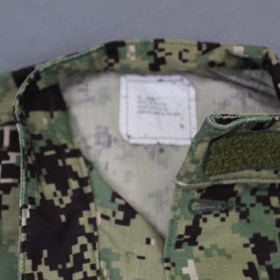 US Navy NWU Type III Shirt Mens Small 32 Short Camo Military