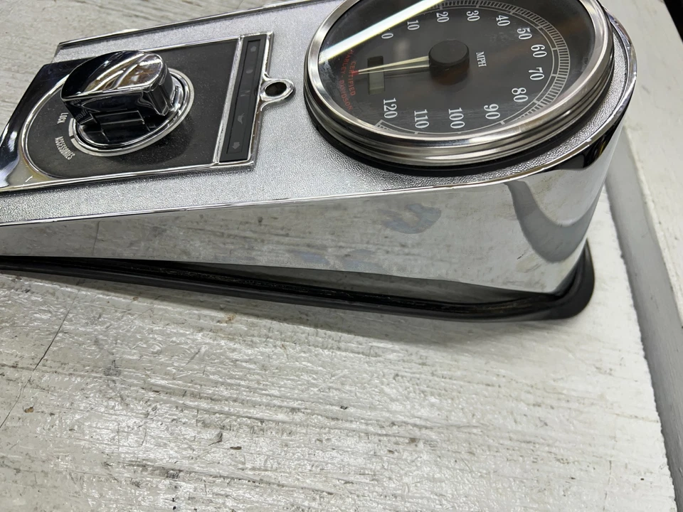 2000 Harley Davidson Dyna Wide Glide FXDWG Tank Console Dash Speedo needle bad - Image 4 of 4