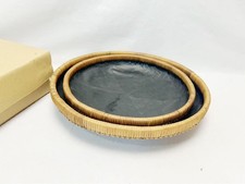 Paire de paniers ronds à charbon de bois tressé bambou du Sairo de type peu p...