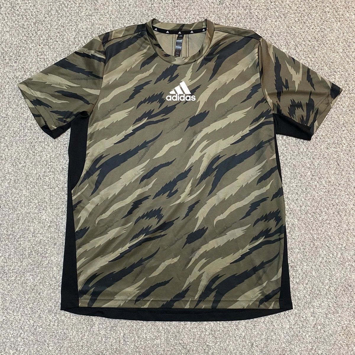 adidas gazelle silver green womens Yeezy Season 4 Boxy Tee In Dark Brown Realtree main image 0