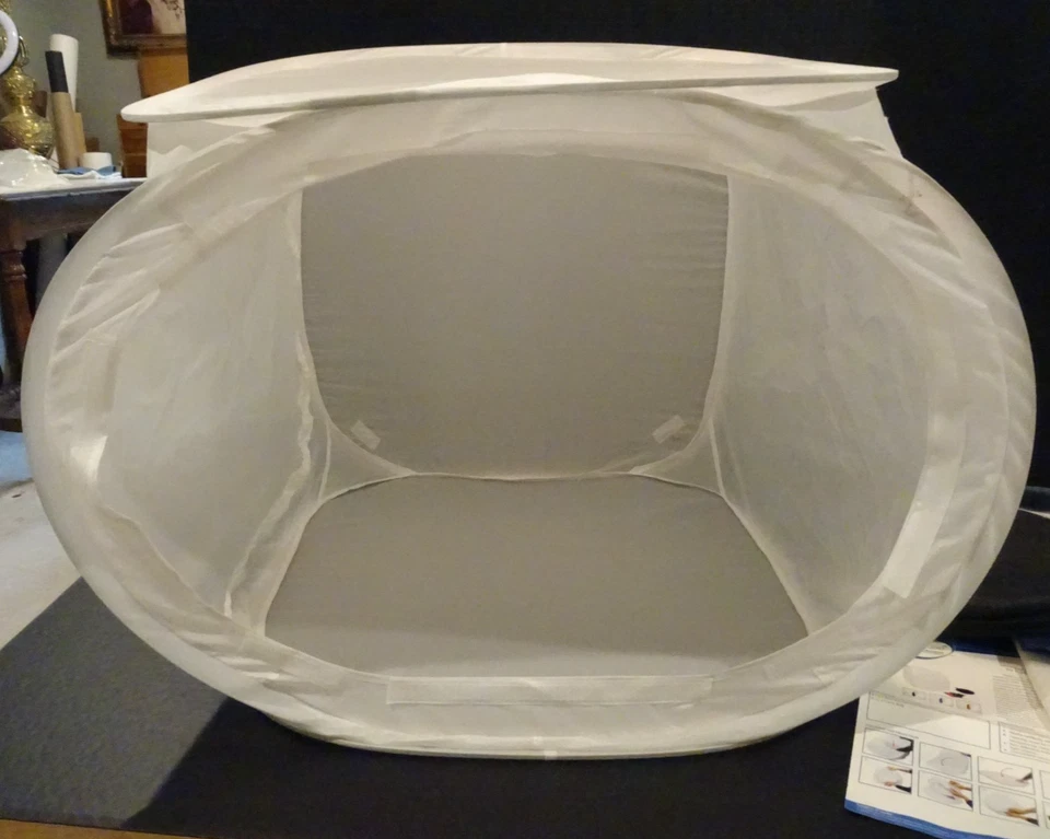 Table Top White Cube Shooting Tent 24 x 24 w 4 Color Backgrounds - Image 2 of 4