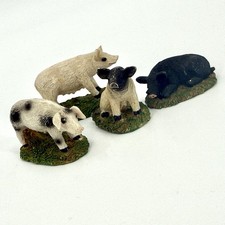 4 Resin Barnyard Pig Sow Figurines Country Farm Style Decor Vintage 90s 1.5 H