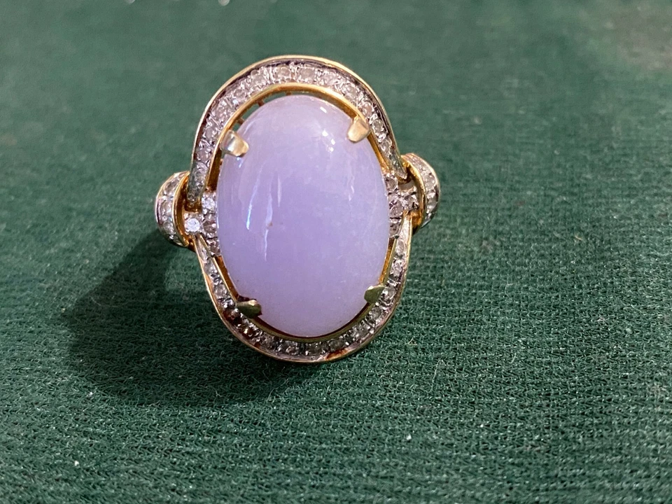 Anillo de cena vintage Estate de oro amarillo de 14 quilates para dama con jadeíta y 42 diamantes único en su clase Foto 2 de 4