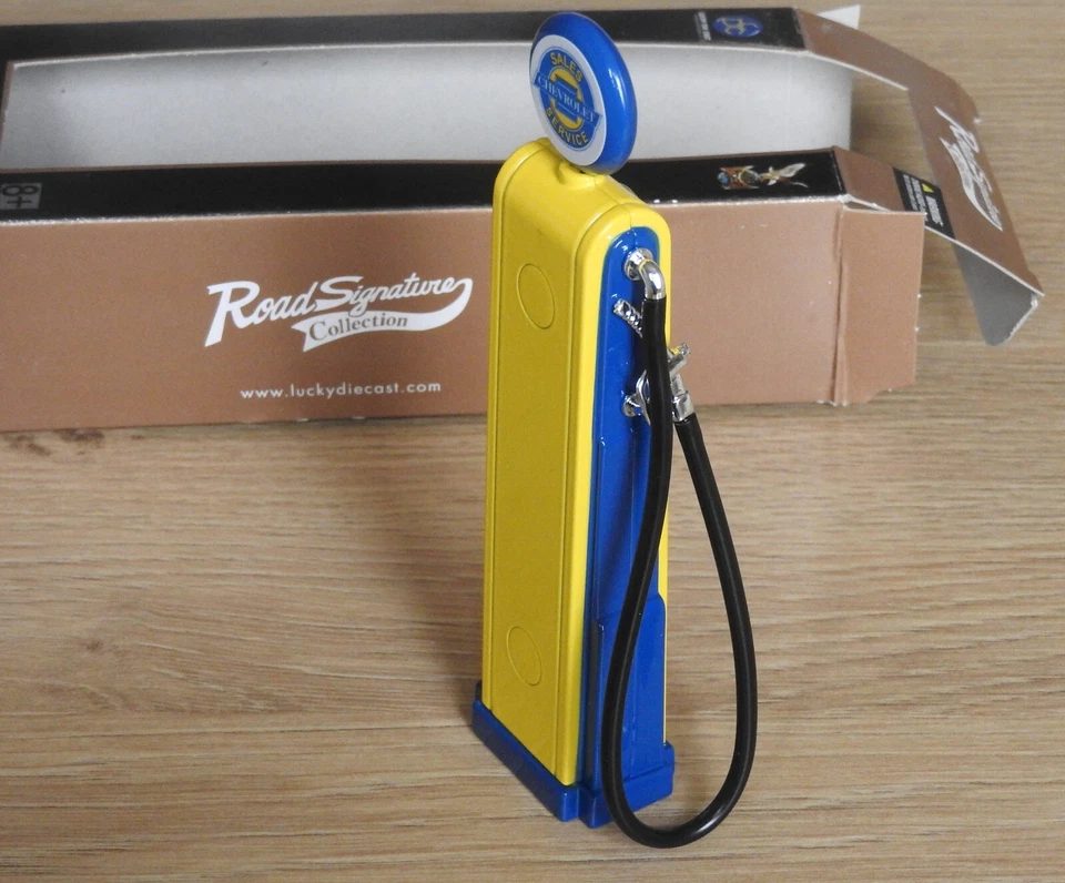 POMPE A ESSENCE " CHEVROLET SERVICE " - 1/18ème - Photo 3/4