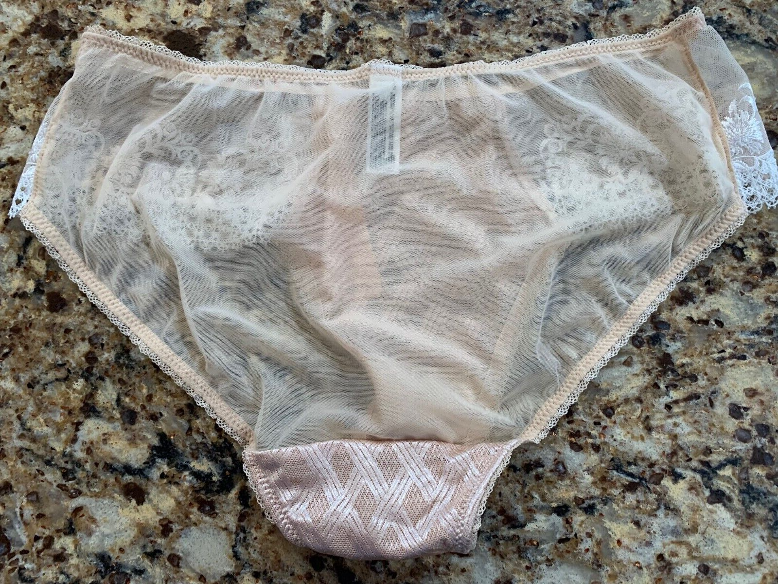 Picture 4 of 7