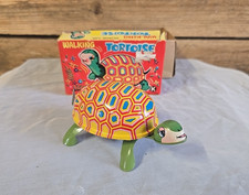 NIB Vtg Tin Turtle Toy walking tortoise Wind-up Toy MIB Works Made In Japan