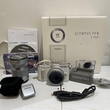 OLYMPUS PEN E-PL8 Double Zoom Kit