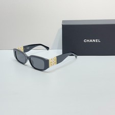 CHANEL CH5544 Sunglasses Black Frame Gray Lens Gold Chain Detail New Box