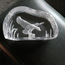 VINTAGE WEDGWOOD CRYSTAL GLASS PAPERWIGHT, DUCK IN FLIGHT