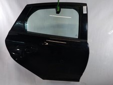 Porte arrière et accessoires Ford FOCUS