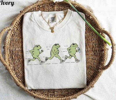 Funny Jogging Frog Comfort Tee Running Animal Workout Athlete Gift