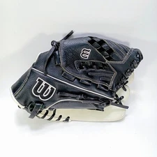 Wilson A700 12.5" RHT Fastpitch Softball Glove Black And White A07RF24125
