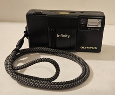 Olympus Infinity AF-1 35mm Film Camera Zuiko 35mm f/2.8 Lens  UNTESTED 