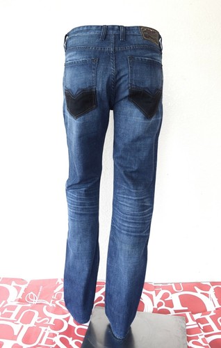 GUESS Men’s Regular Straight Leg Jeans with Colorblock – Blue / 30 - Picture 5 of 12