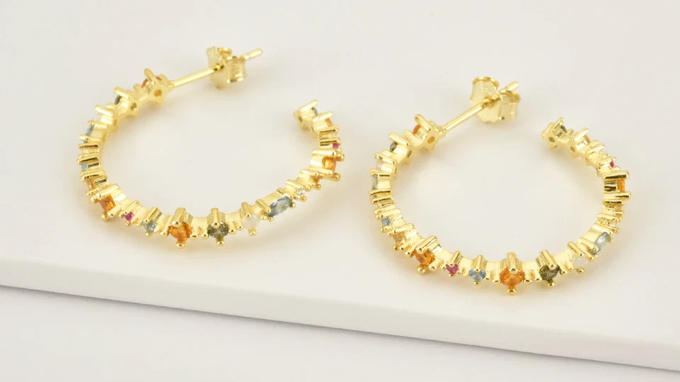 argento sterling 925 orecchini huggies anelli zircone raimbow placcato oro nuovi - Immagine 2 di 2