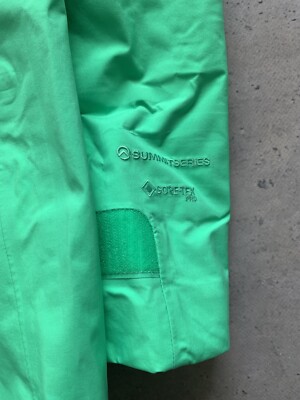 THE NORTH FACE TSIRKU GORE-TEX PRO SUMMIT SKI JACKET GREEN THE NORTH FACE TSIRKU GORE-TEX PRO SUMMIT SKI JACKET GREEN