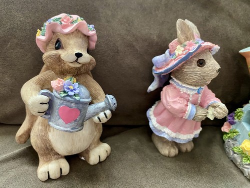 Easter Decor Light Up Teapot House + Bunny Rabbit Resin Figures 4" Mervyn's 1994 - Picture 3 of 10